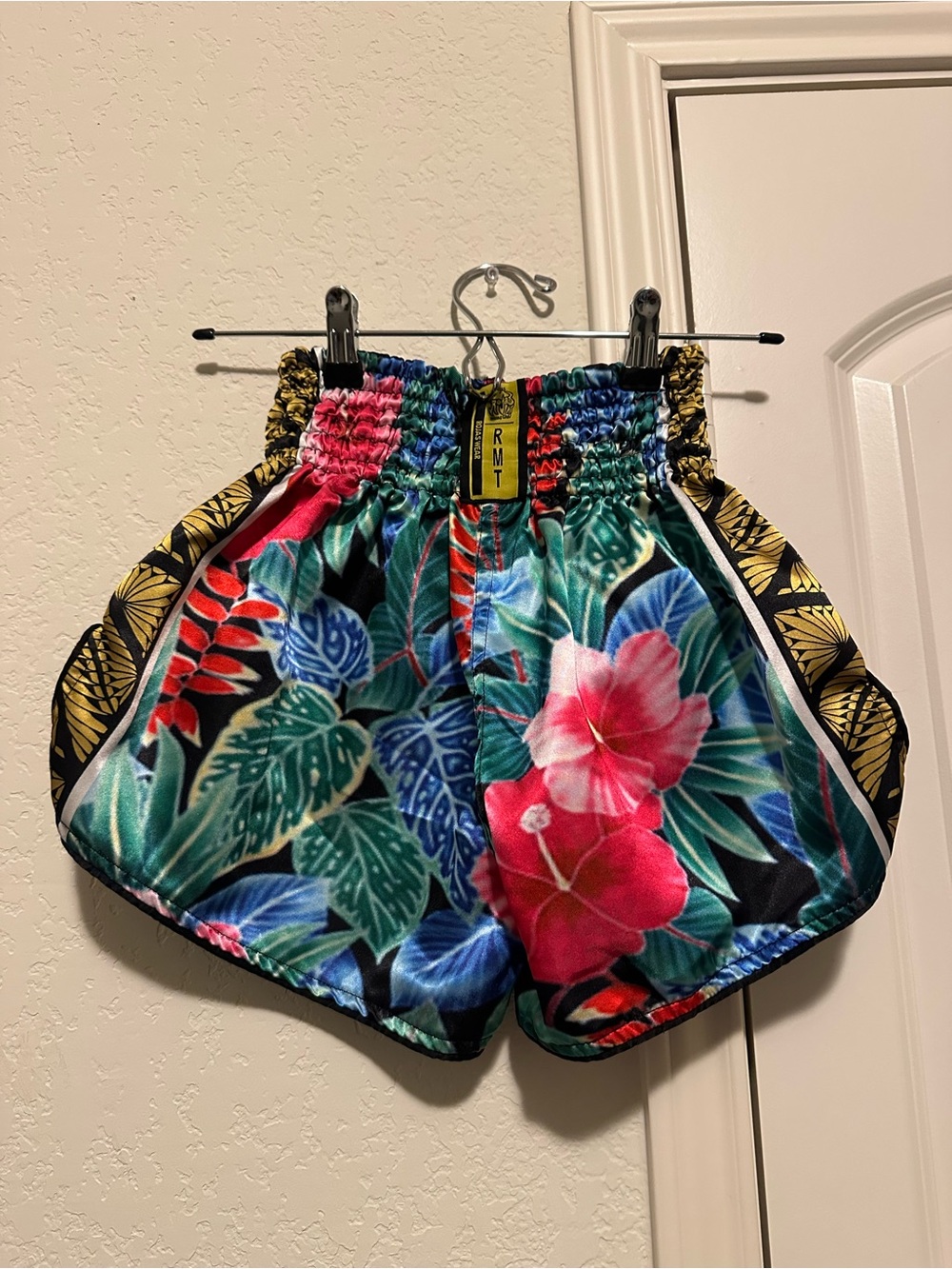 Rojas Wear Muay Thai Shorts - Tropical Floral Design - Size S